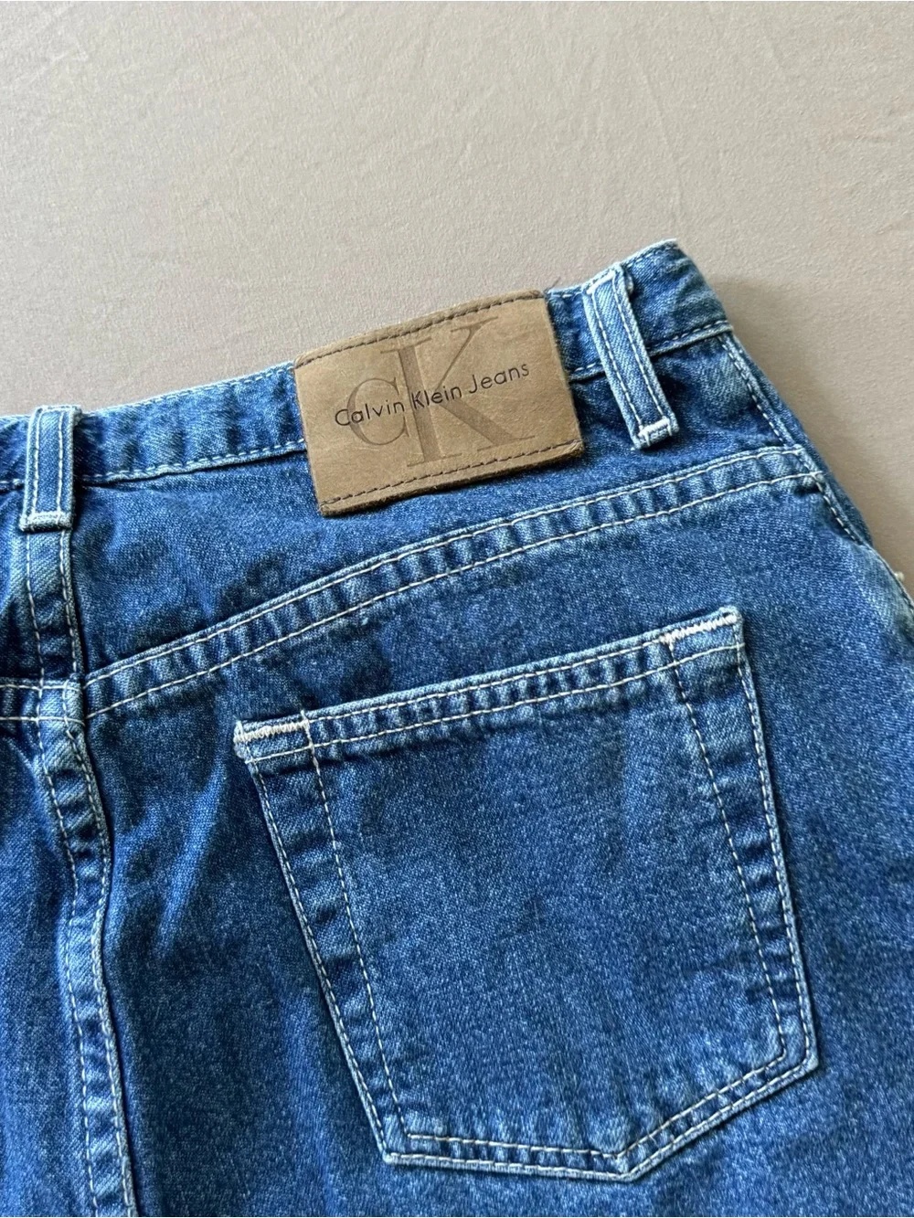 Vintage Y2K Calvin Klein Jeans Easy Fit Denim Shorts
